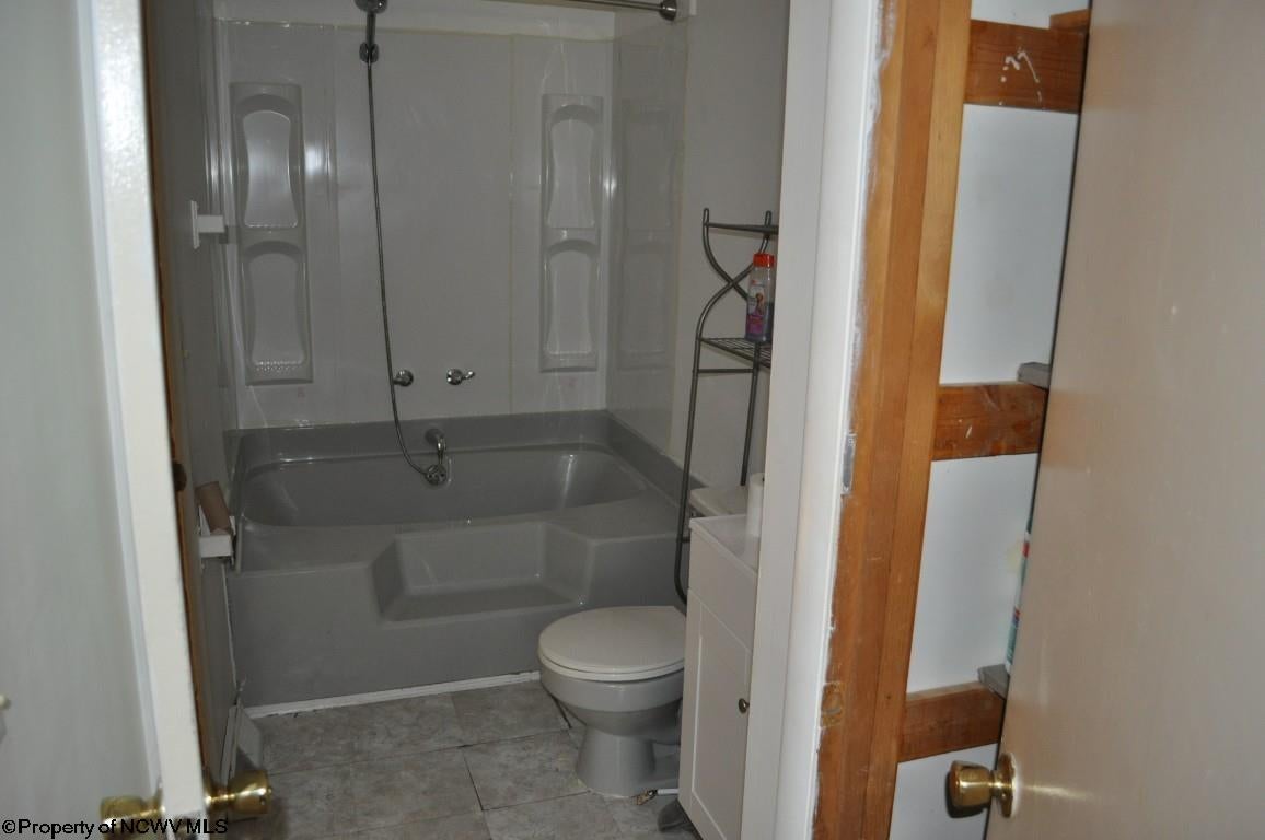 3039 Earl L Core Road Morgantown, WV 26508 - Photo 5 of 26 Gallery Image 5