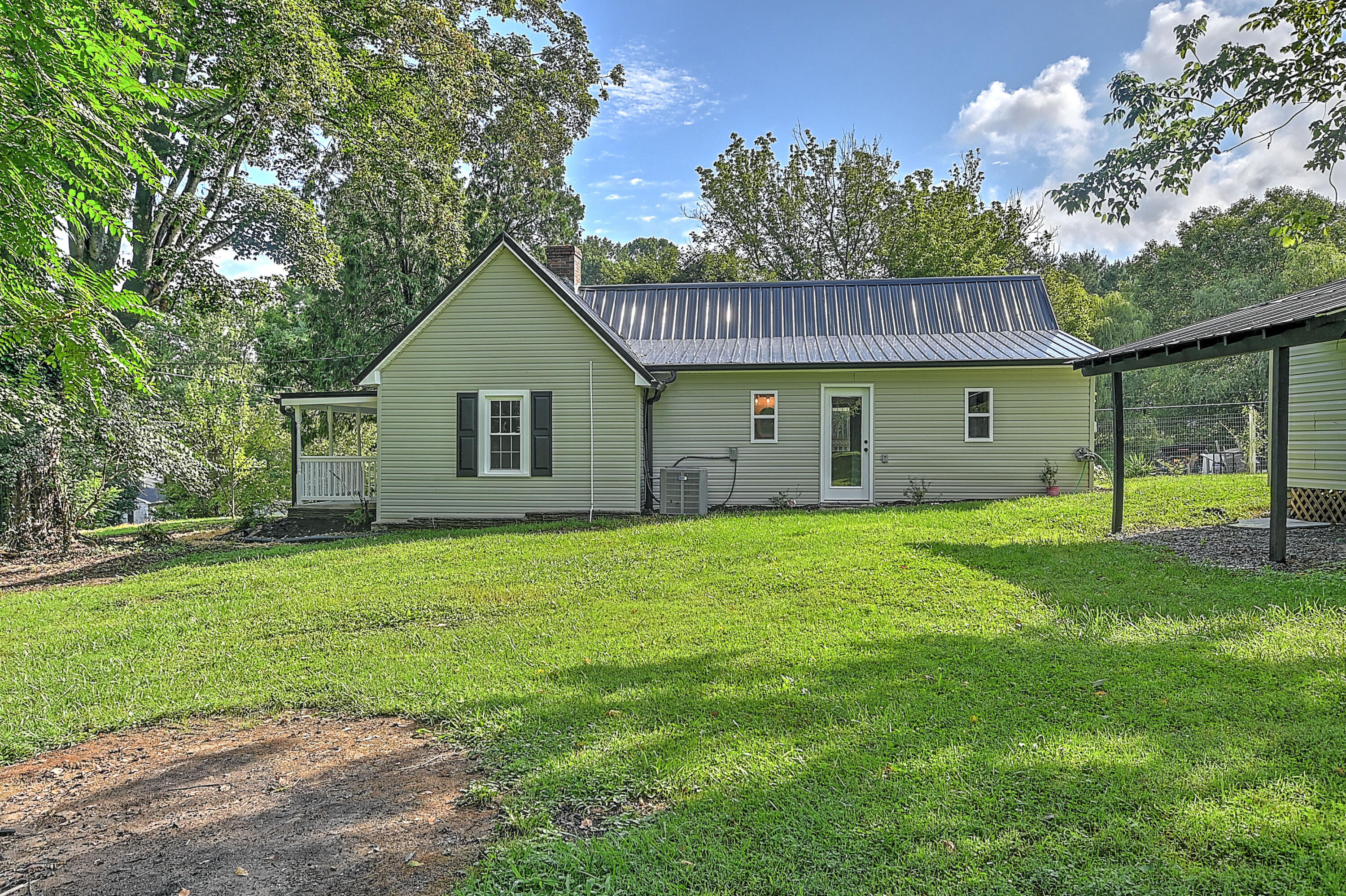 2110 David Miller Road Johnson City, TN 37604 - Photo 33 of 41 IMG_0795