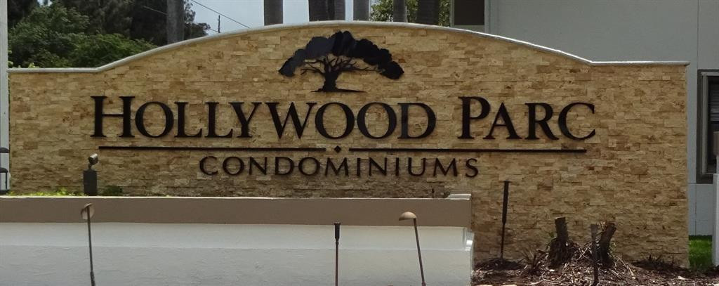 520 South Park Road, Unit 1812 Hollywood, FL 33021 - Photo 1 of 11 Photo 1