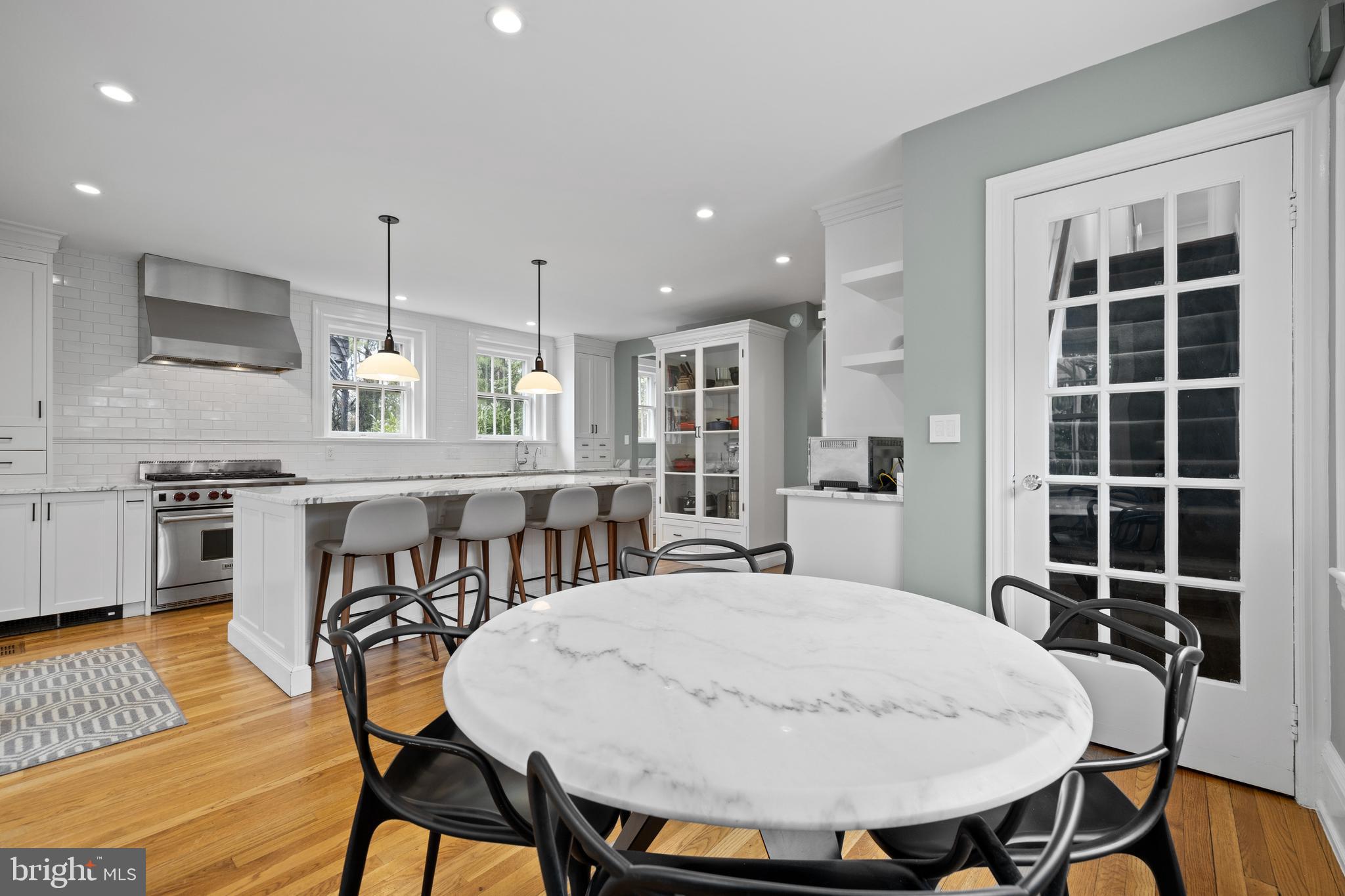 10 Whitfield Road Baltimore, MD 21210 - Photo 34 of 76 Breakfast Area