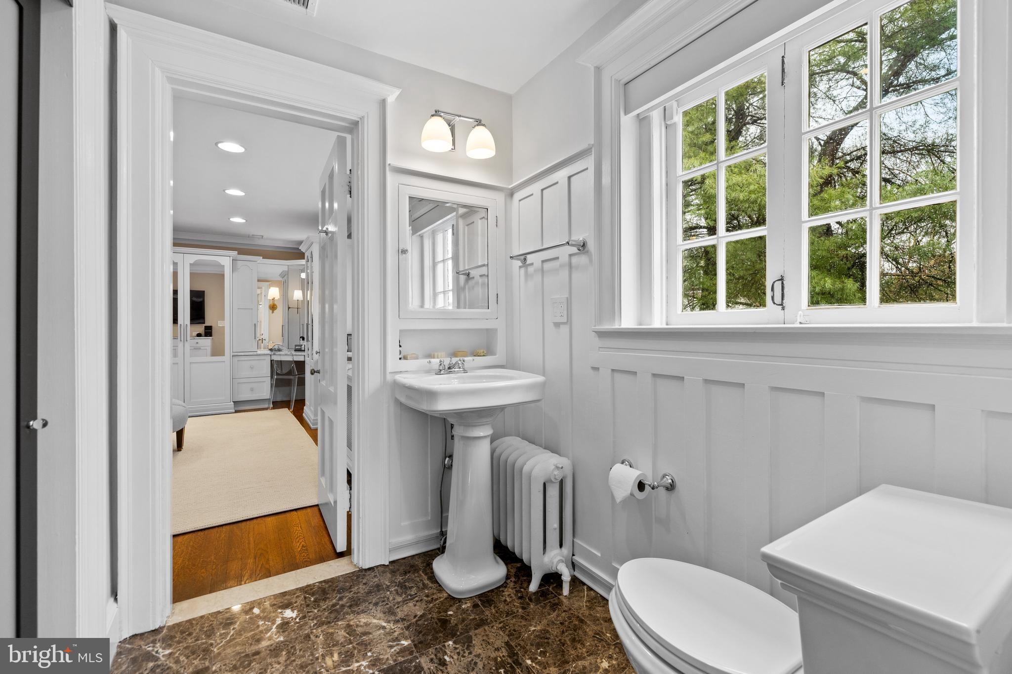 10 Whitfield Road Baltimore, MD 21210 - Photo 49 of 76 Primary Half-Bath