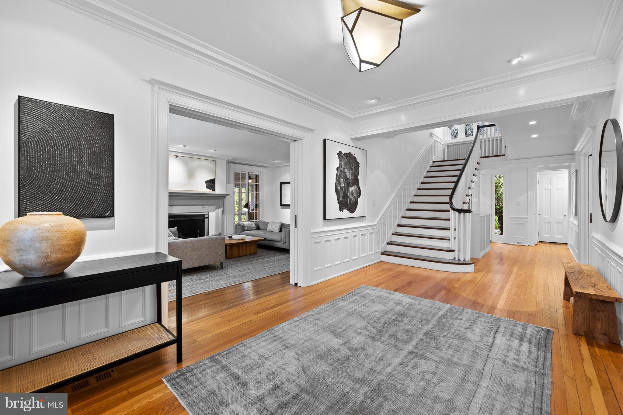 10 Whitfield Road Baltimore, MD 21210 - Photo 5 of 76 Foyer