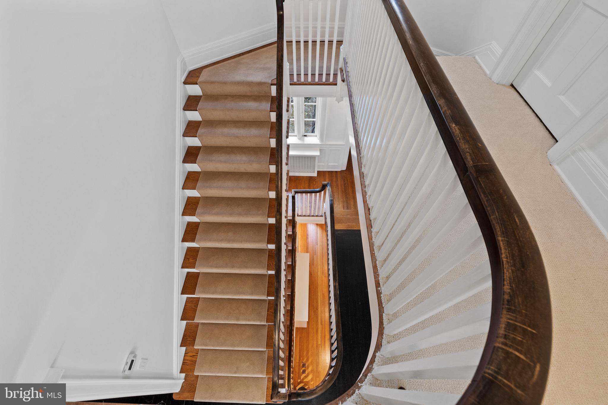 10 Whitfield Road Baltimore, MD 21210 - Photo 55 of 76 Staircase