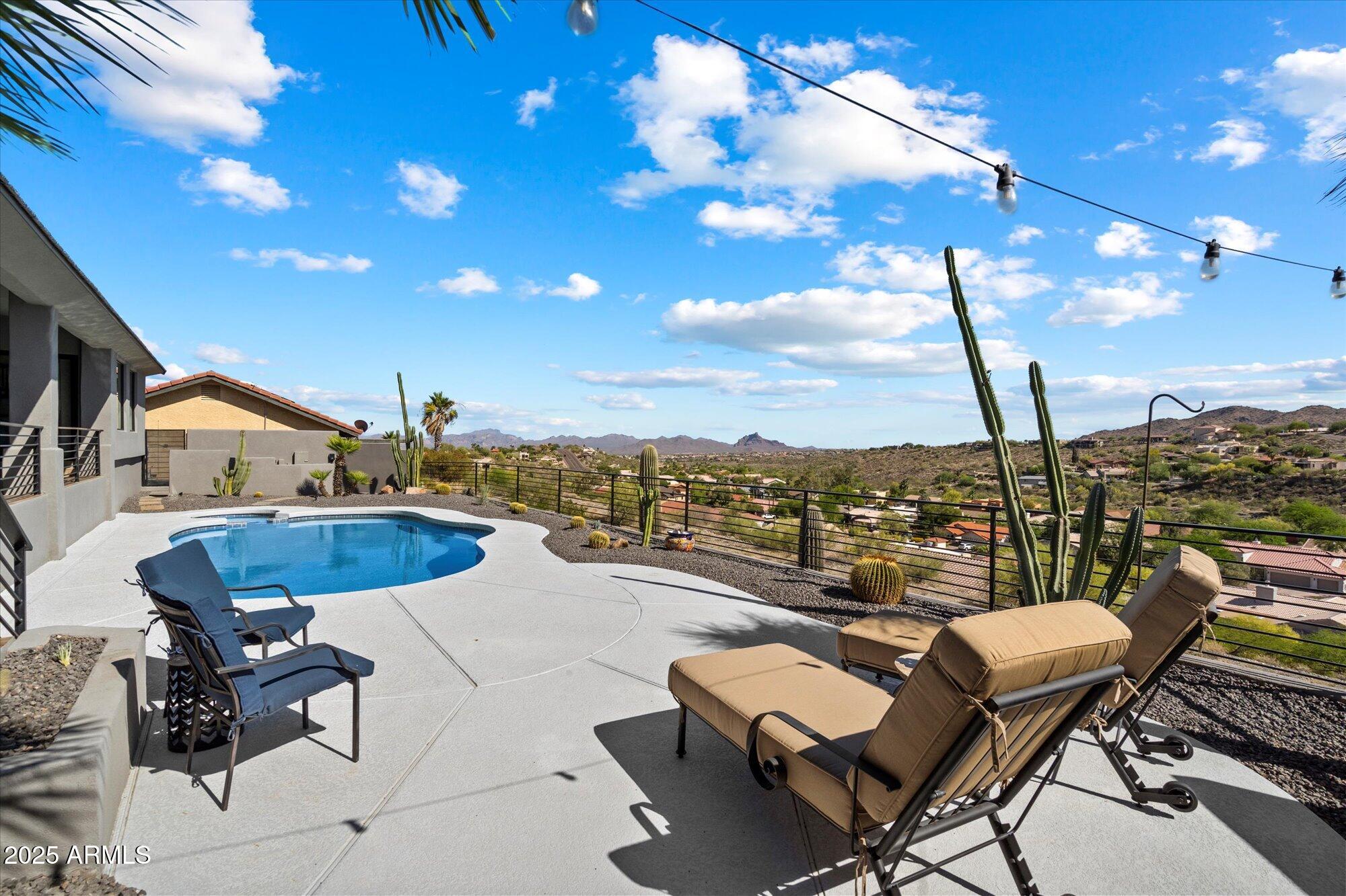 15031 Windyhill Road Fountain Hills, AZ 85268 - Photo 5 of 34 28-87952411