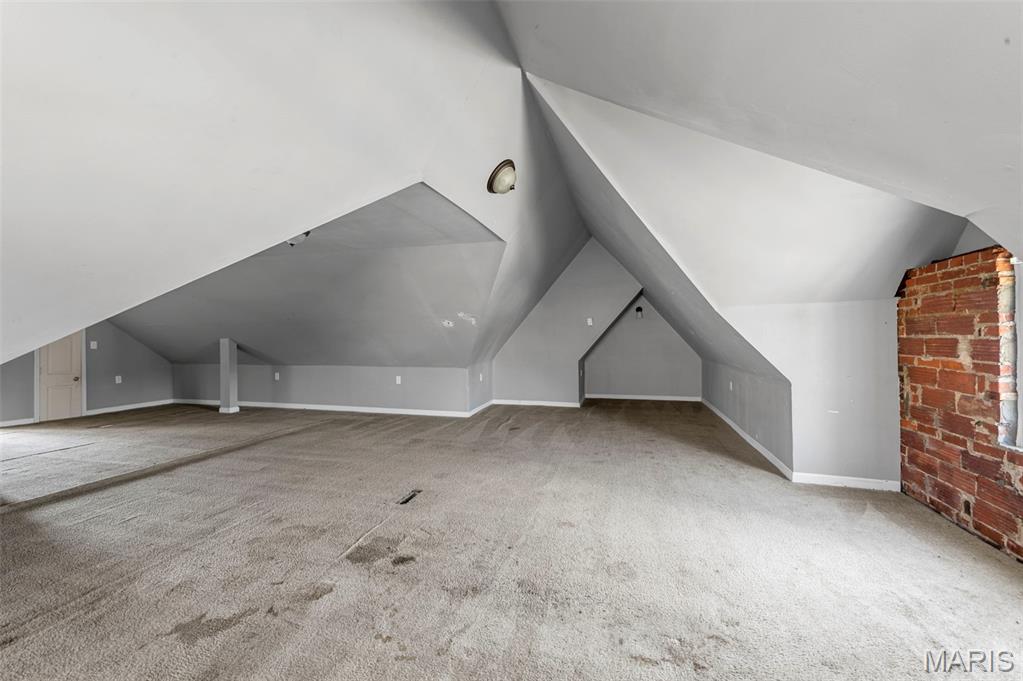 8738 Partridge Avenue St. Louis, MO 63147 - Photo 21 of 27