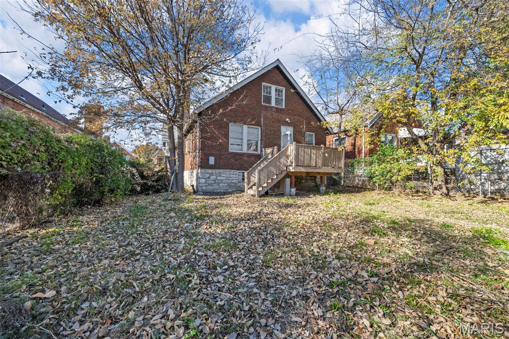 8738 Partridge Avenue St. Louis, MO 63147 - Photo 3 of 27