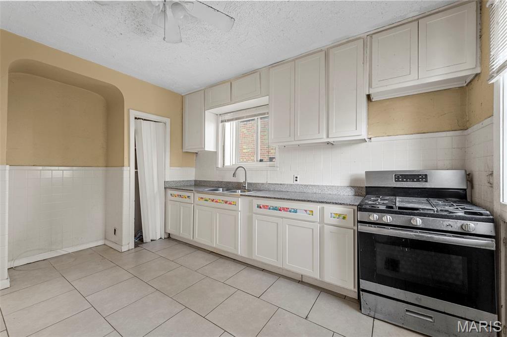 8738 Partridge Avenue St. Louis, MO 63147 - Photo 6 of 27