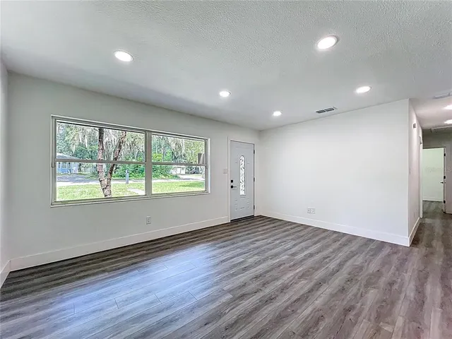 $279,900 | 2922 Southeast 11th Street, Ocala, FL 34471