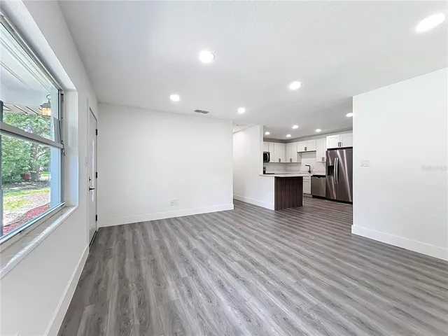 $279,900 | 2922 Southeast 11th Street, Ocala, FL 34471