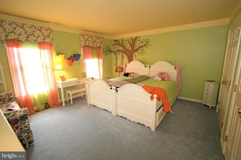 14376 Clearview Avenue Gainesville, VA 20155 - Photo 13 of 22 Bedroom #2