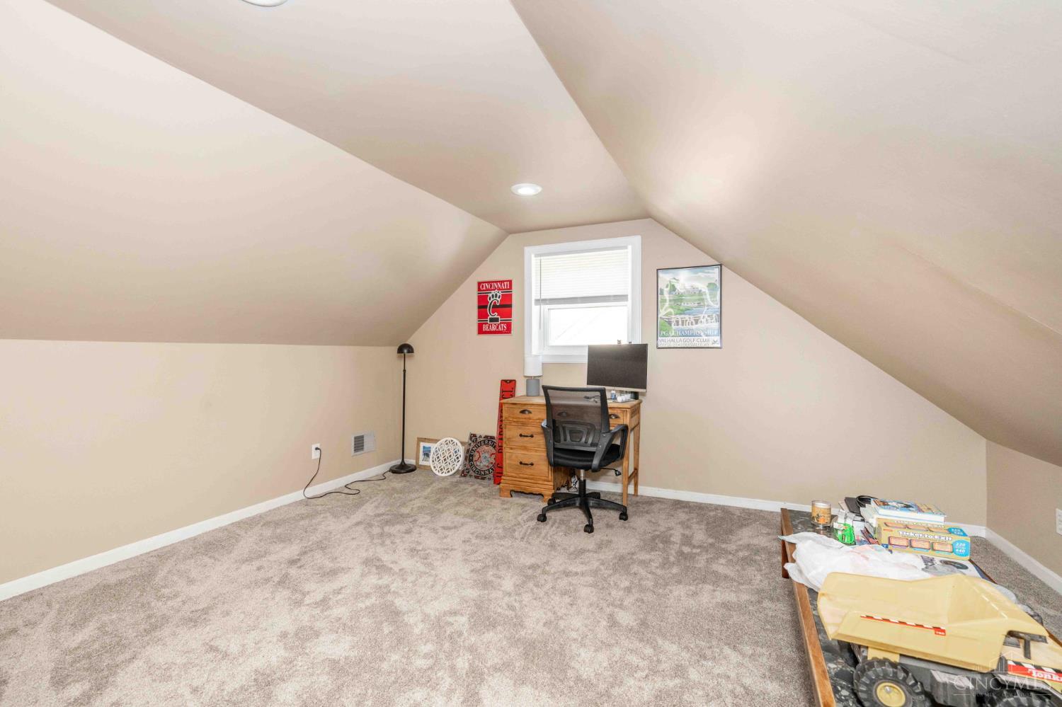 5542 Lawrence Road Cincinnati, OH 45248 - Photo 31 of 32