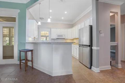 $379,000 | 102 Gaslight Lane, Youngsville, LA 70592