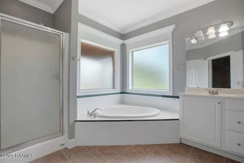 $379,000 | 102 Gaslight Lane, Youngsville, LA 70592