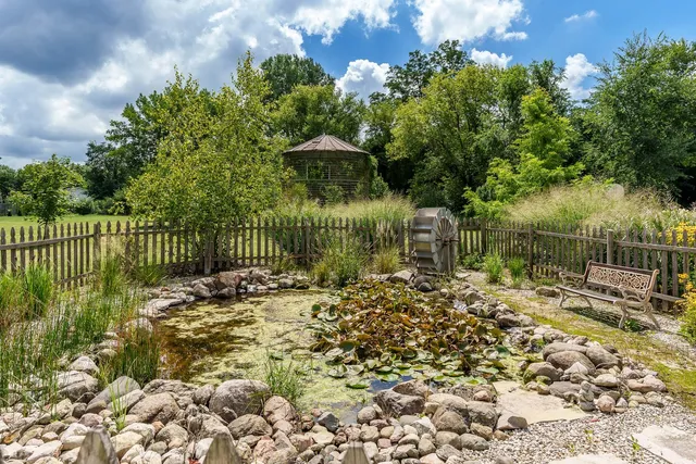 $750,000 | 662 Park Avenue, Genoa, IL 60135