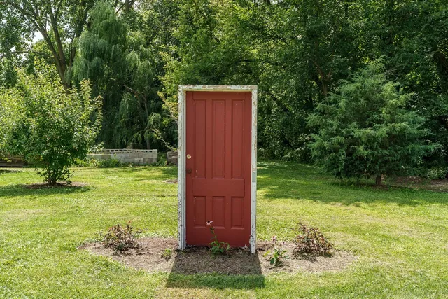 $750,000 | 662 Park Avenue, Genoa, IL 60135