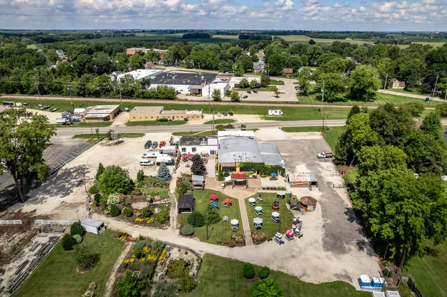 $750,000 | 662 Park Avenue, Genoa, IL 60135