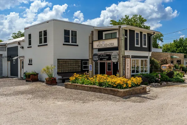 $750,000 | 662 Park Avenue, Genoa, IL 60135