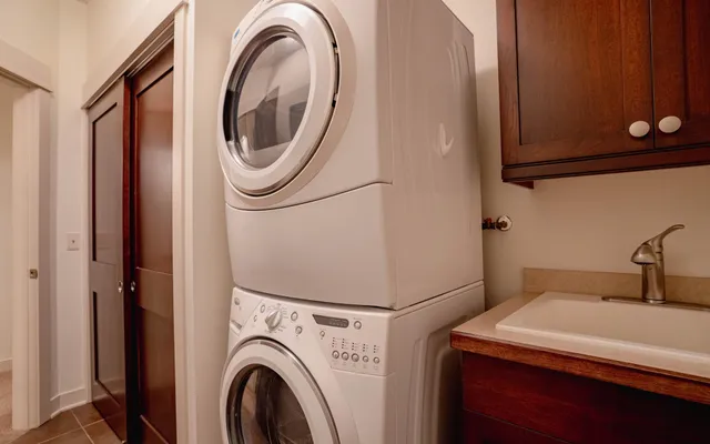 $540,000 | 714 Linden Street, Mendota Heights, MN 55118