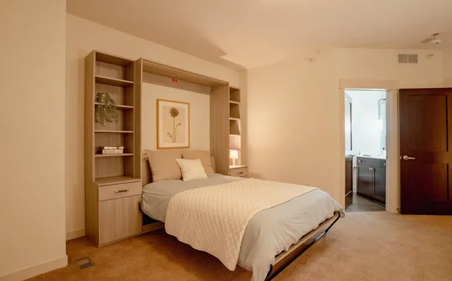 $540,000 | 714 Linden Street, Mendota Heights, MN 55118