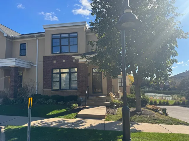 $540,000 | 714 Linden Street, Mendota Heights, MN 55118