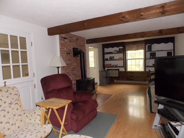 171 White Pond Road Hudson, MA 01749 - Photo 9 of 25 Gallery Image 9