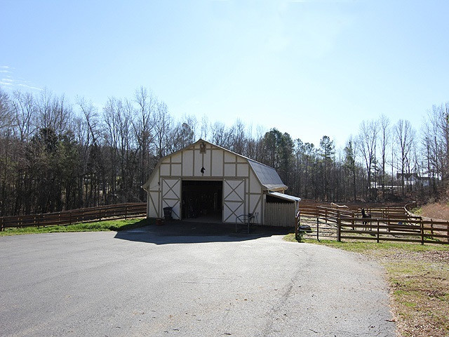 11716 Appaloosa Run East Raleigh, NC 27613 - Photo 28 of 30 Community Stable
