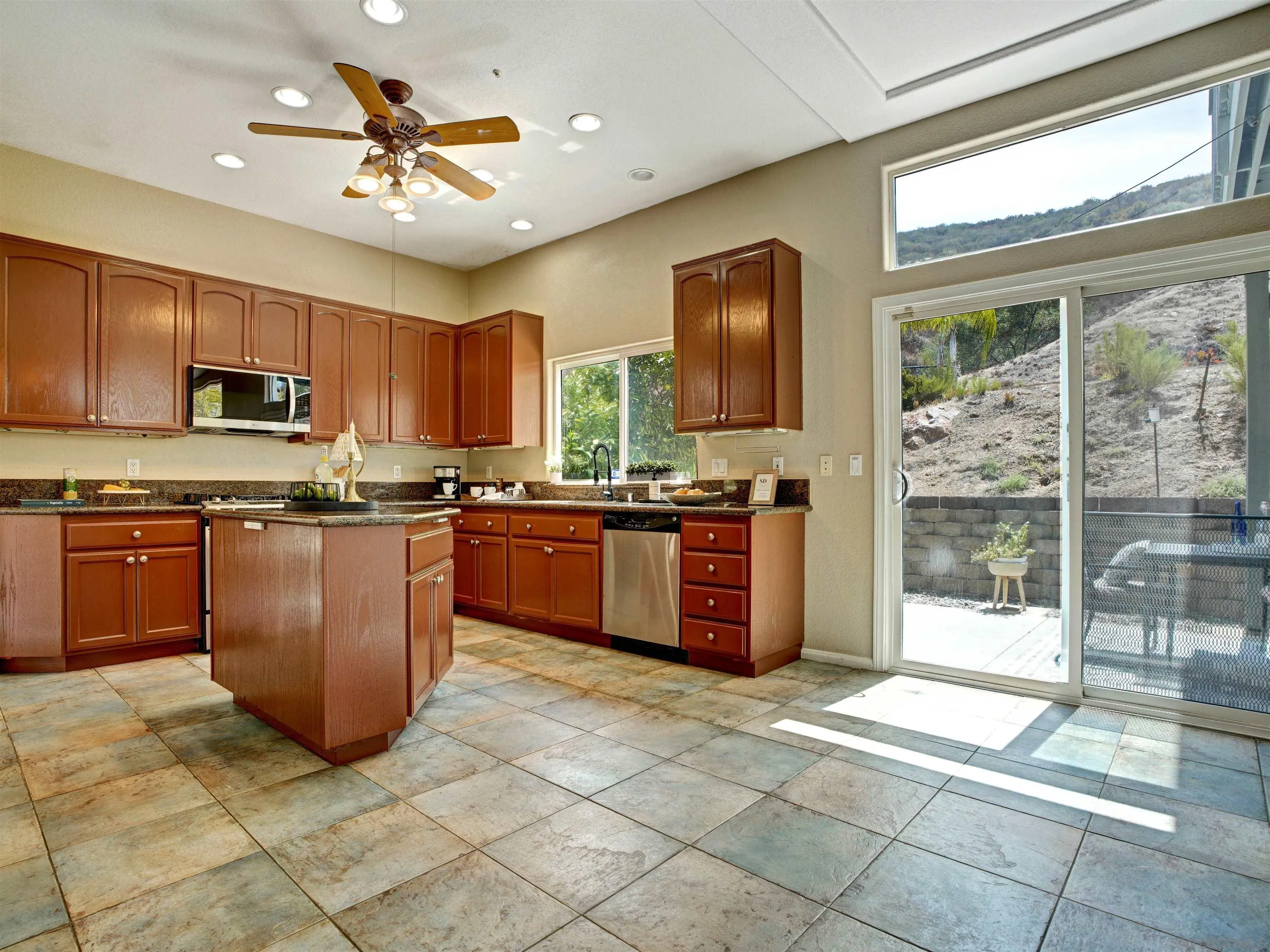 22655 Tombill Road Ramona, CA 92065 - Photo 8 of 25 Gallery Image 8