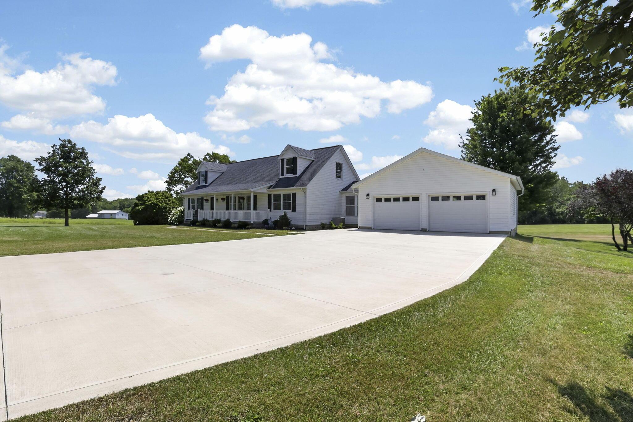 6017 Van Fossen Road Johnstown, OH 43031 - Photo 4 of 60 6-web-or-mls-0V3A9503
