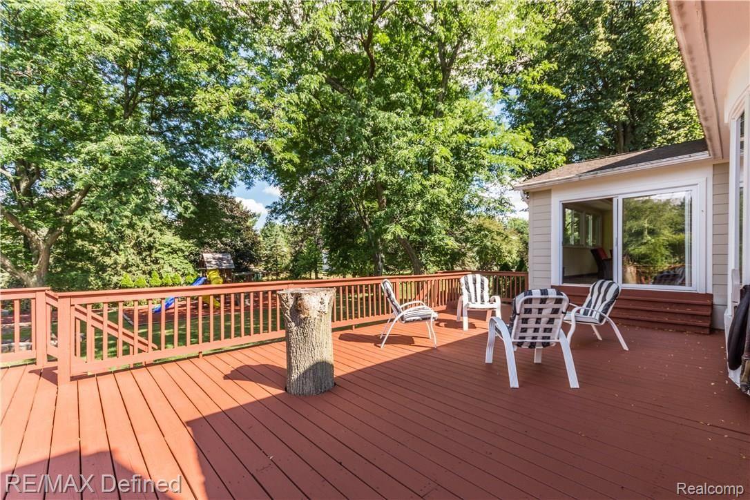1514 Lomas Verdes Rochester, MI 48306 - Photo 9 of 57 1514 Lomas Verdes-42.jpg