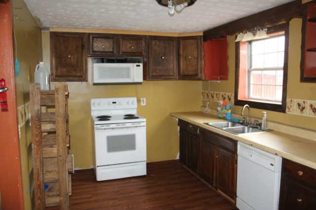 6377 Roy Pearson Road Springfield, TN 37172 - Photo 6 of 12