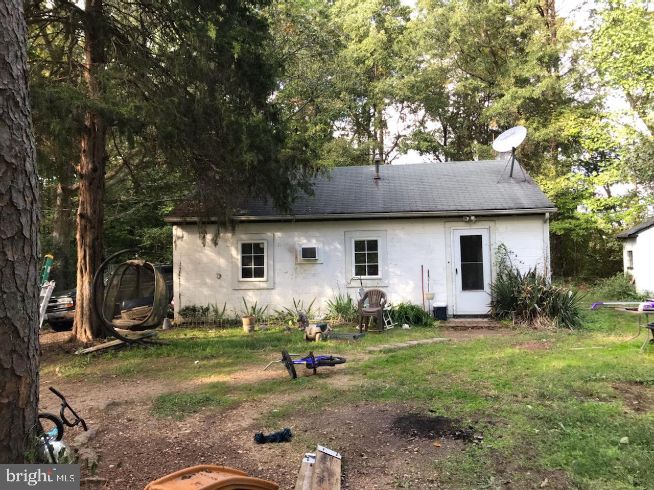 202 Truslow Road Fredericksburg, VA 22405 - Photo 4 of 10 front