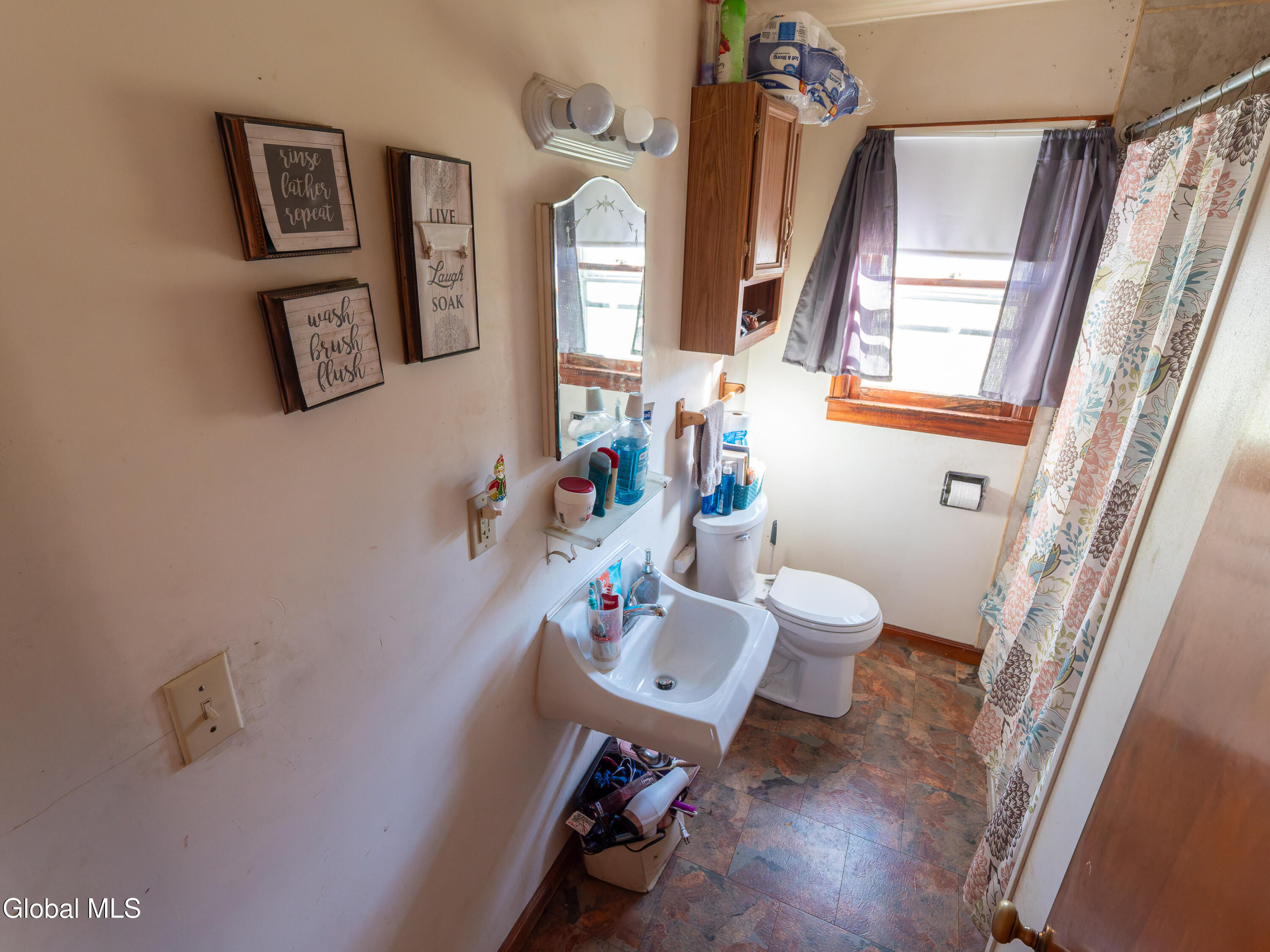 414 Reynolds Road Moreau, NY 12828 - Photo 9 of 15 414 Reynolds | Town of Moreau