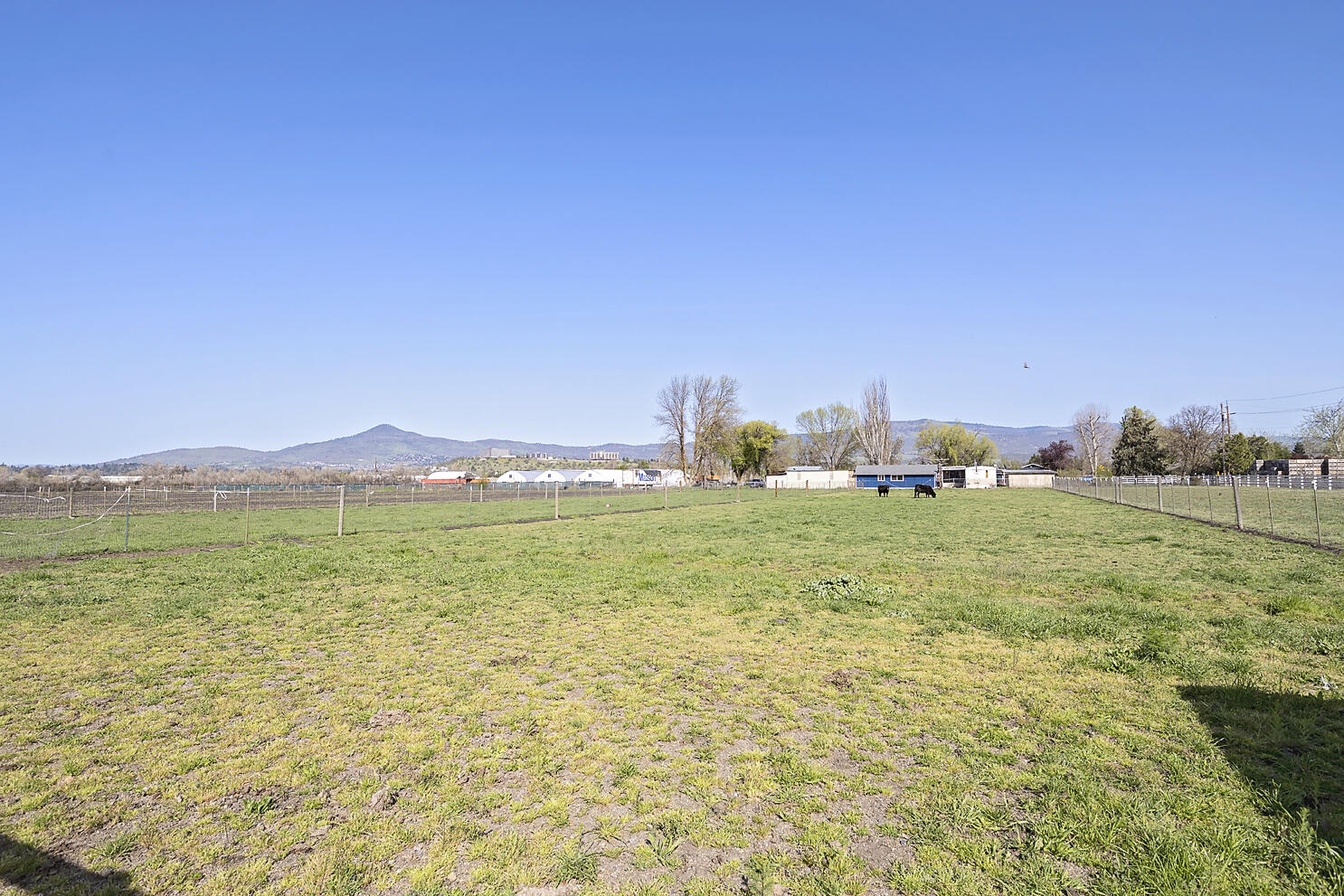 388 South Stage Road Medford, OR 97501 - Photo 15 of 18 S Stage_0008
