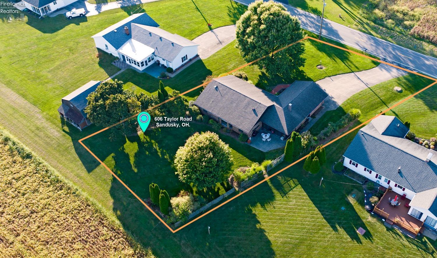 606 Taylor Road Sandusky, OH 44870 - Photo 3 of 40 Gallery Image 3
