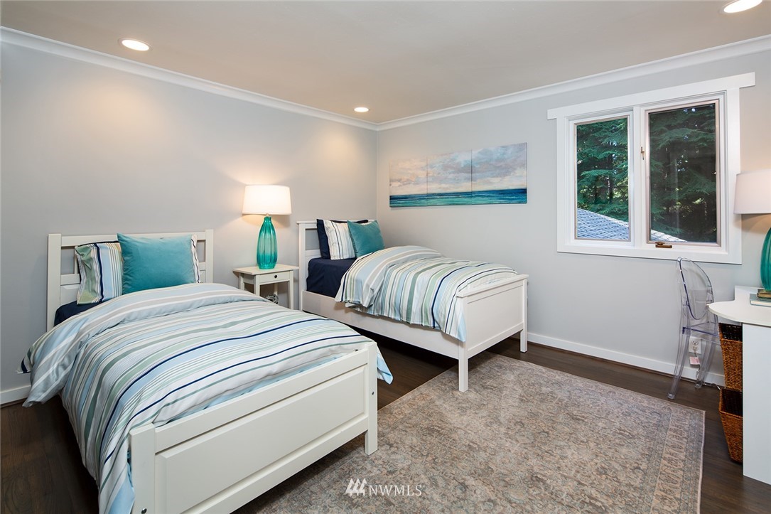 143 Moss Road Seattle, WA 98177 - Photo 17 of 28