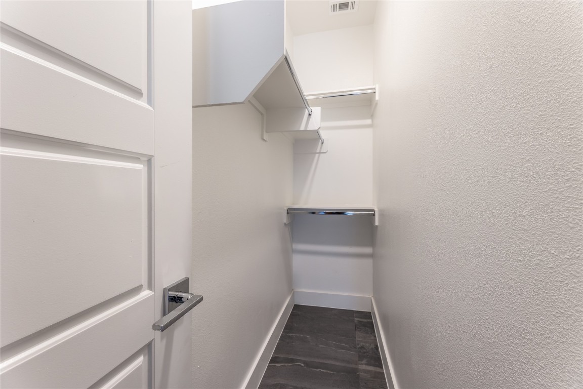 1417 Kramer Lane, Unit 9 Austin, TX 78758 - Photo 11 of 40 a view of small space