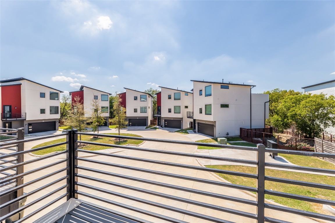 1417 Kramer Lane, Unit 9 Austin, TX 78758 - Photo 24 of 40 a view of a living room and entry way