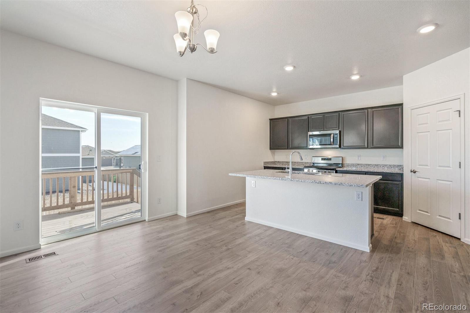 1383 Sun River Road Berthoud, CO 80513 - Photo 7 of 31 Gallery Image 7