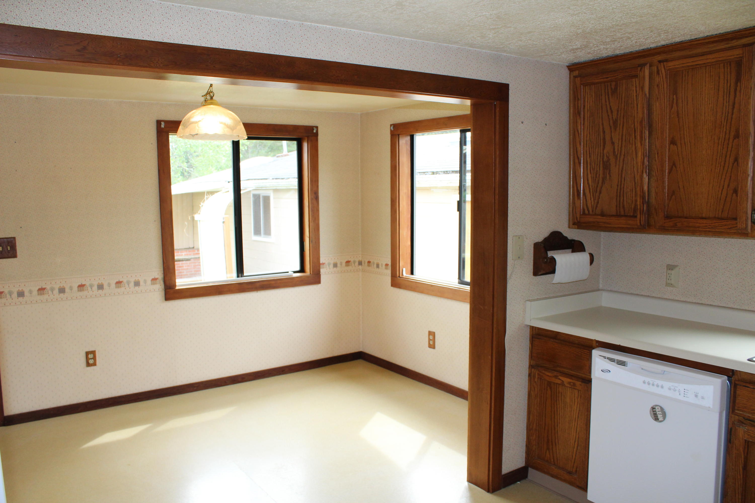 630 Evans Street Fieldbrook, CA 95519 - Photo 5 of 11 630 Evans Rd Dining