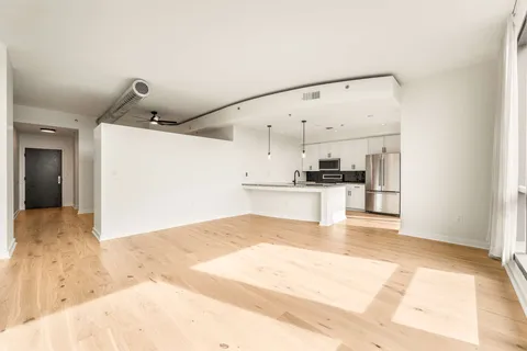 $495,000 | 900 20th Avenue South, Unit 604, Nashville, TN 37212