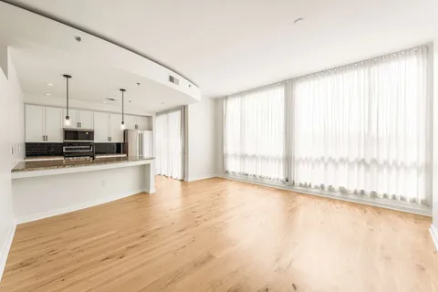 $495,000 | 900 20th Avenue South, Unit 604, Nashville, TN 37212