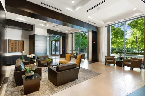 $495,000 | 900 20th Avenue South, Unit 604, Nashville, TN 37212