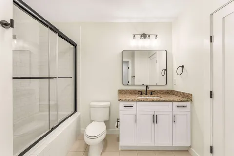 $495,000 | 900 20th Avenue South, Unit 604, Nashville, TN 37212