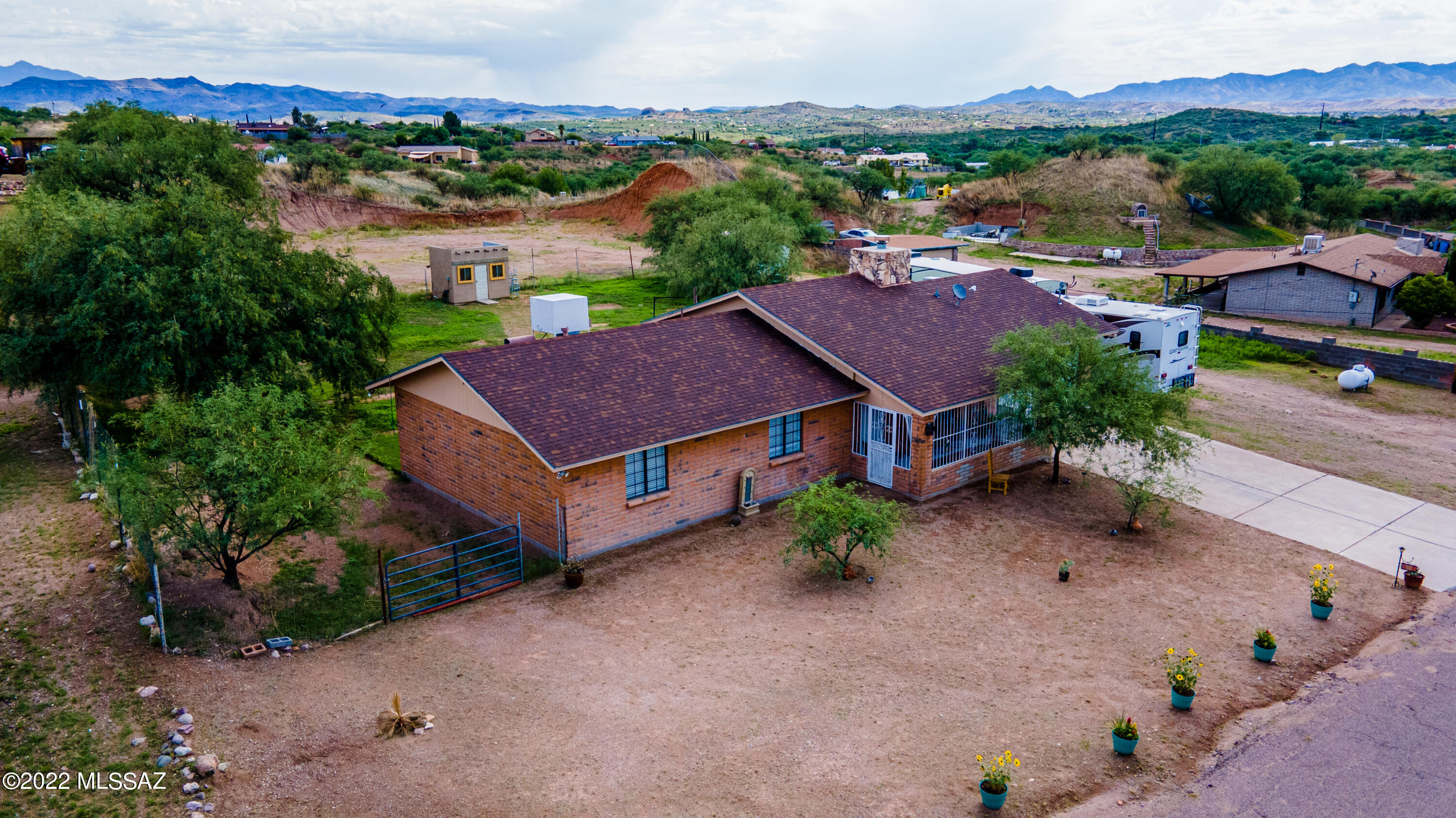 176 Nabo Court Rio Rico, AZ 85648 - Photo 5 of 35