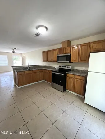 $895 | 3401 54th Avenue, Unit B, Gulfport, MS 39501