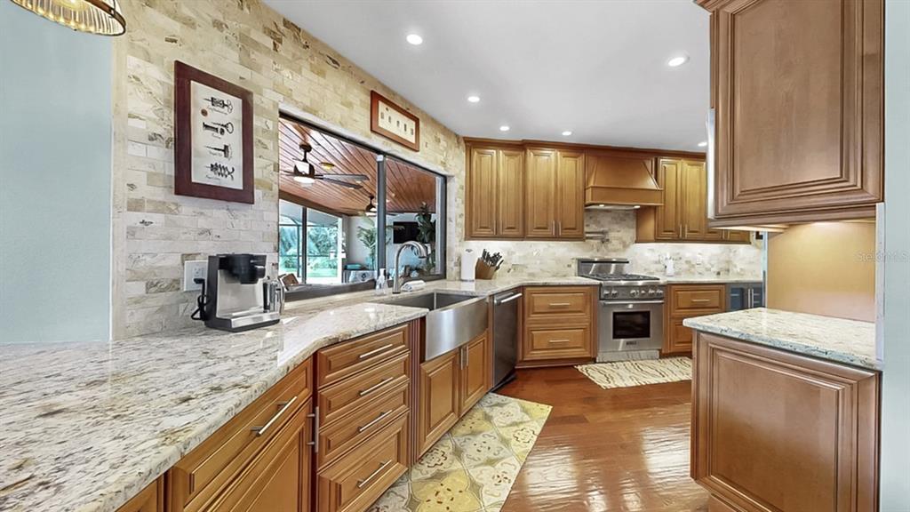 401 Penn National Road Seffner, FL 33584 - Photo 28 of 90