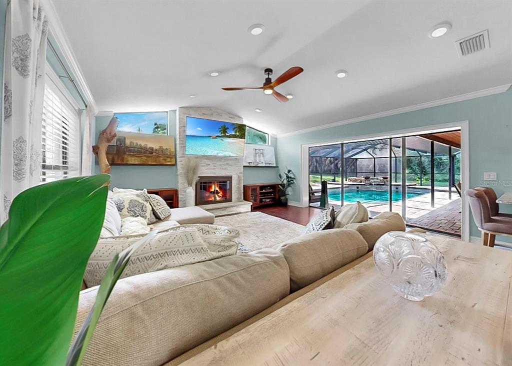 401 Penn National Road Seffner, FL 33584 - Photo 35 of 90