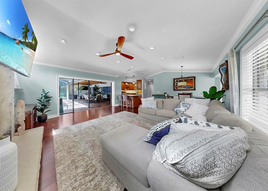 401 Penn National Road Seffner, FL 33584 - Photo 36 of 90