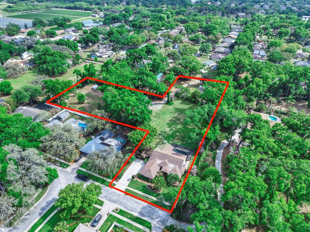 401 Penn National Road Seffner, FL 33584 - Photo 5 of 90