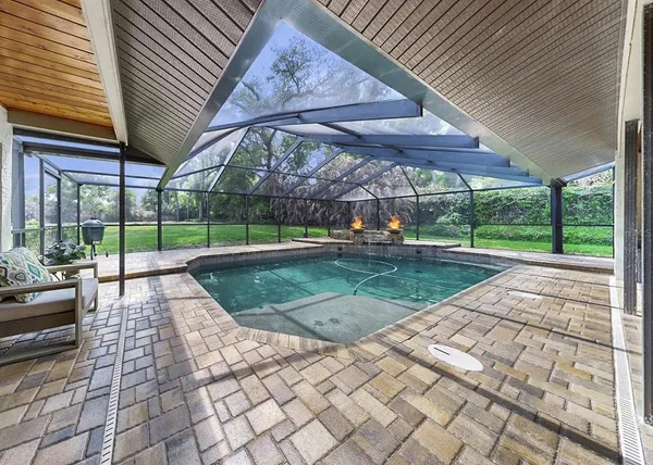 $1,199,000 | 401 Penn National Road, Seffner, FL 33584